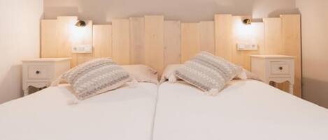 2 chambres, accès Internet, draps fournis