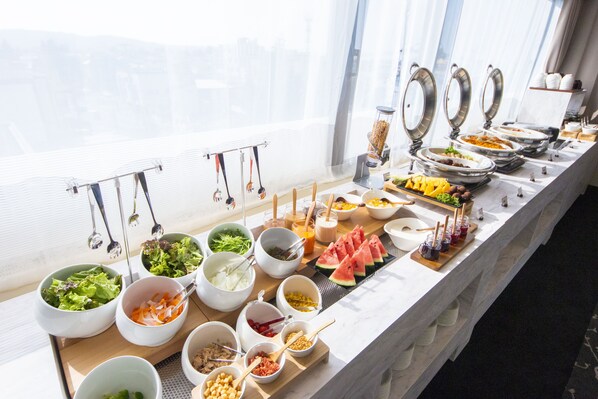 Daily buffet breakfast (JPY 1980 per person) - Hotel Montoview Yonezawa (Yonezawa)