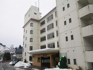Exterior - Oritate Onsen Hotel Sakaeya (Uonuma)