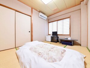 Room - Hotel Select Inn Ehime Ainancho (Ainan)