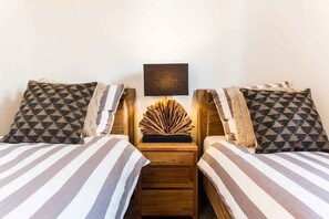 3 chambres, fer et planche Ă repasser, Wi-Fi gratuit, draps fournis