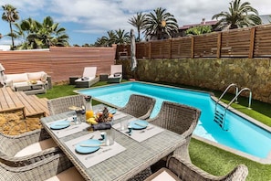 Piscine extérieure