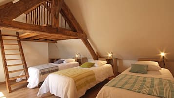 4 bedrooms, free WiFi