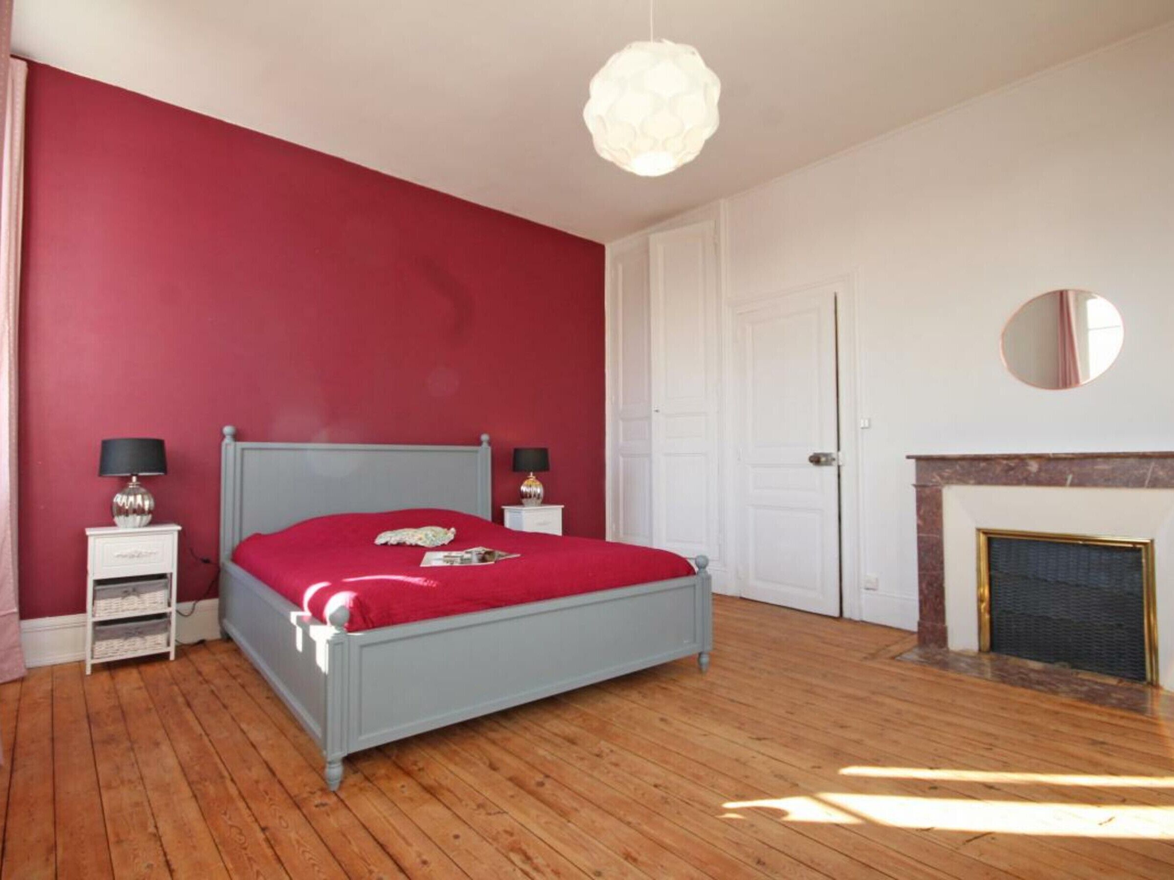 5 bedrooms, free WiFi