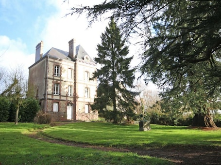 Esterni. Gîte L'Aigle, 6 camere, 12 persone