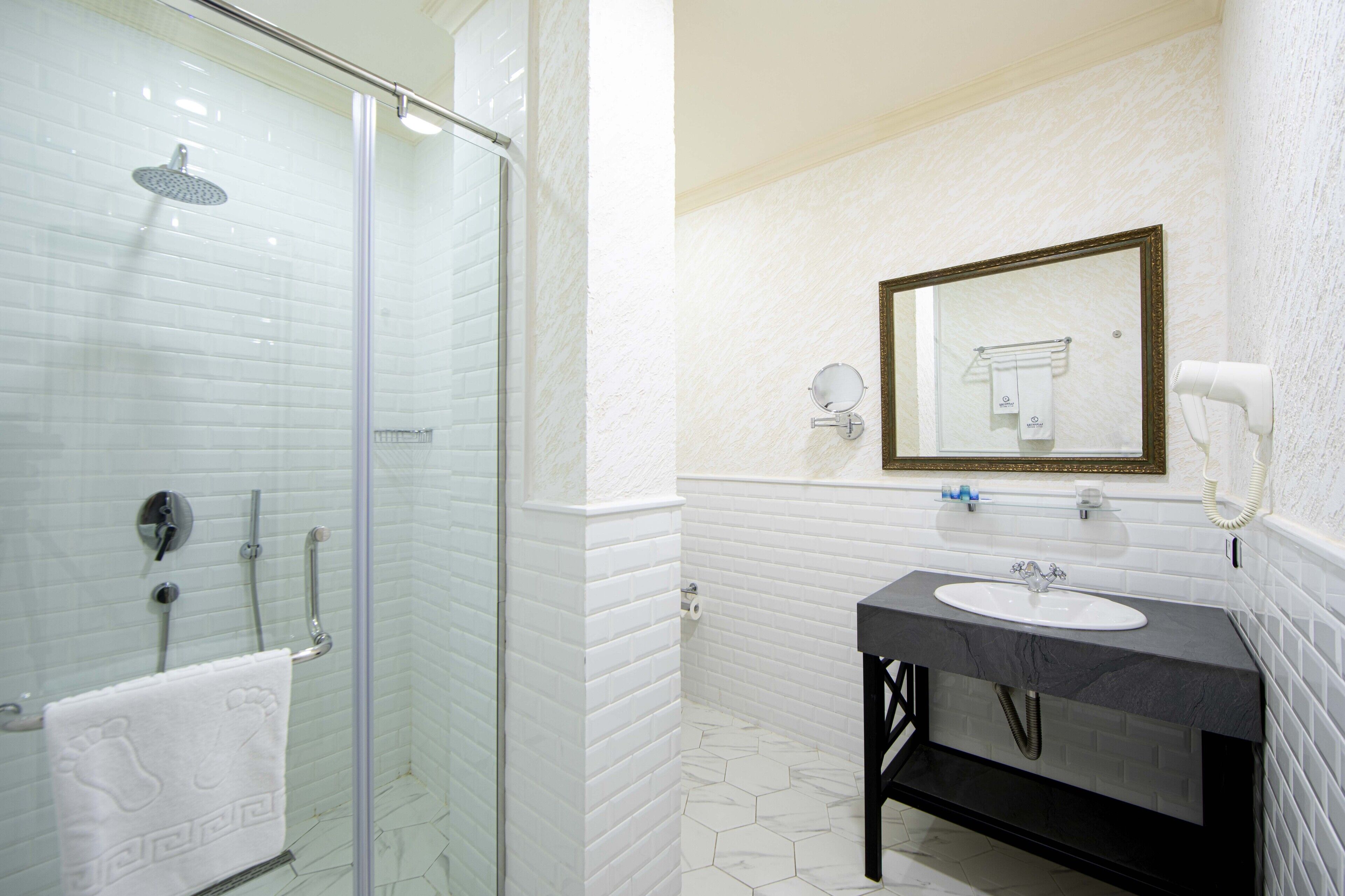 Photo - Sapphire Bayil Hotel