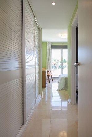 2 camere, ferro/asse da stiro, Wi-Fi gratuito, lenzuola