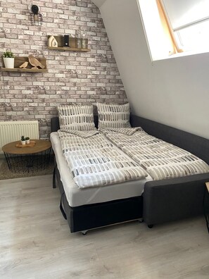 Standard Apartment (Stalkamer 2) | 1 bedroom, premium bedding, minibar, in-room safe - Gastenverblijf Rodenburg (Streefkerk)