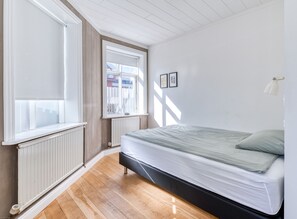 Apartment, 4 Schlafzimmer | 4 Schlafzimmer, Verdunkelungsvorhänge, Bügeleisen/Bügelbrett
