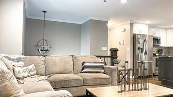 Smart-tv, bordfodbold, bøger