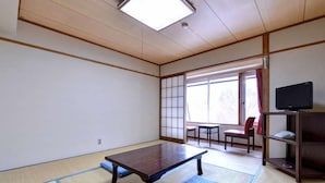 Unclassified image, 3 of 9, button - Ishinoyu Lodge (Yamanouchi)