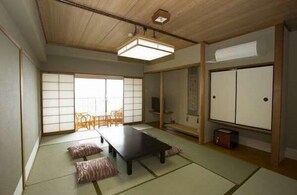 Interior - Itoen Hotel Atagawa (Higashiizu)