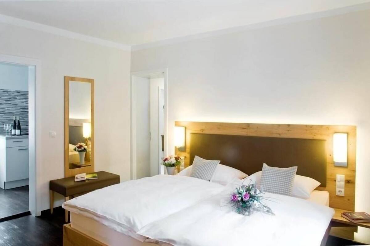 Comfort Double Room | Down duvets, desk, laptop workspace, blackout curtains
