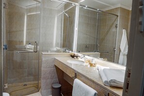 Deluxe-Suite | Badezimmer