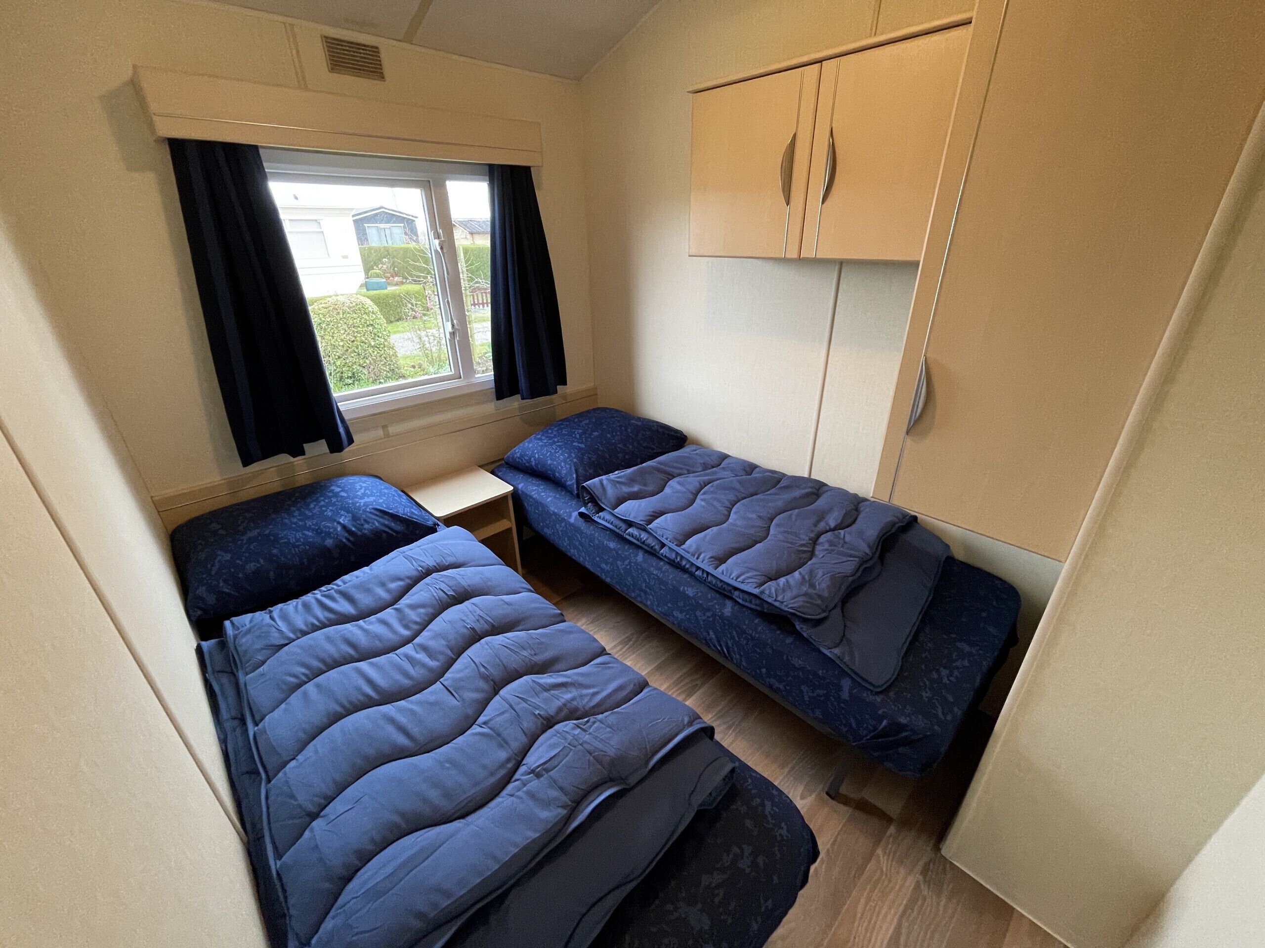 2 bedrooms