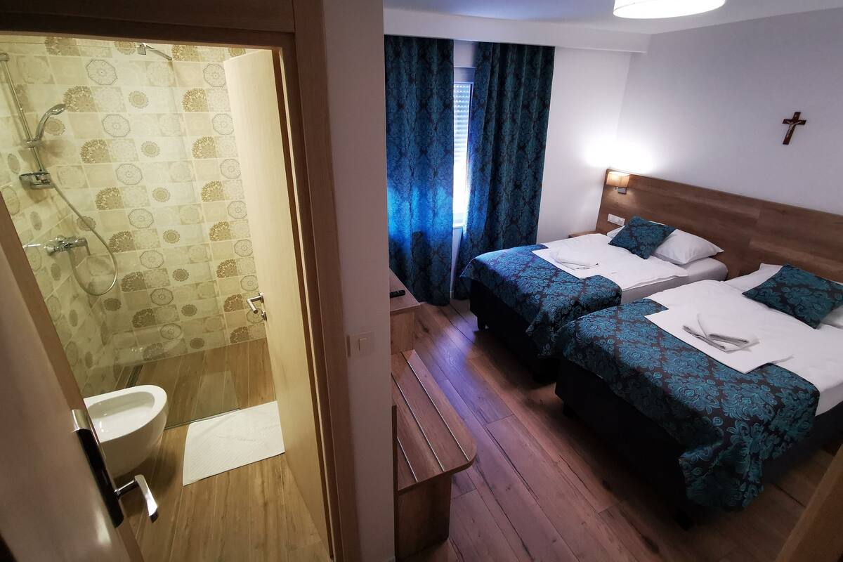 Blackout drapes, iron/ironing board, bed sheets, wheelchair access