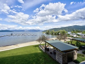 Property grounds - A Scenic Canvas, Lakefront - Seasons at Sandpoint (Sandpoint)