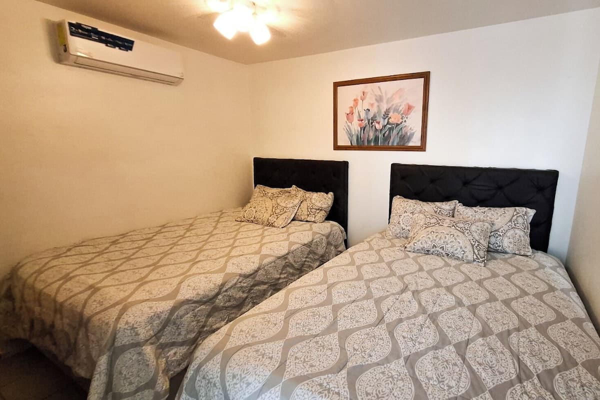 Comfort Room, 1 Bedroom, Pool View | Premium bedding, Select Comfort beds, iron/ironing board, free WiFi