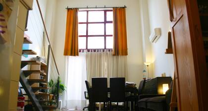 IMPRESSIVE LOFT, MADRID, NEXT TO THE METROPOLITAN WANDA