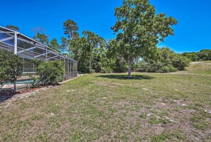 Property grounds - 1 Mi to Weeki Wachee: Home w/ Pool in Spring Hill (Spring Hill)