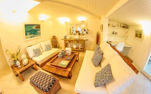 Villa | Opholdsområde | LED-tv