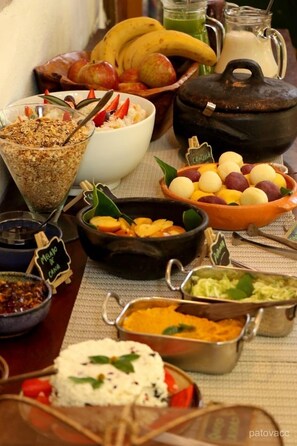 Petit-déjeuner buffet compris tous les jours