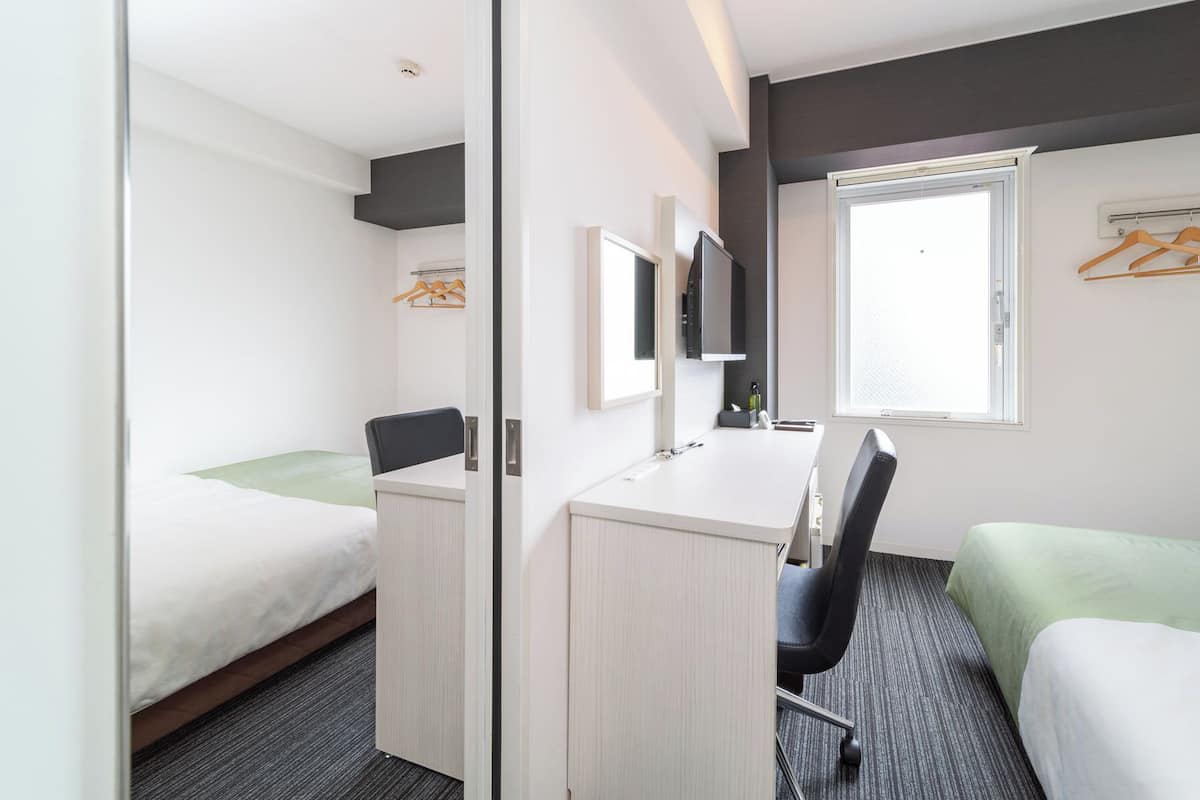 Connecting Rooms, Non Smoking | Desk, soundproofing, free WiFi, bed sheets