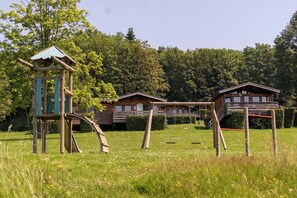 Außen-Kinderspielplatz
