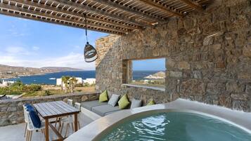 Superior Suite, Jetted Tub, Sea View | Terrace/patio