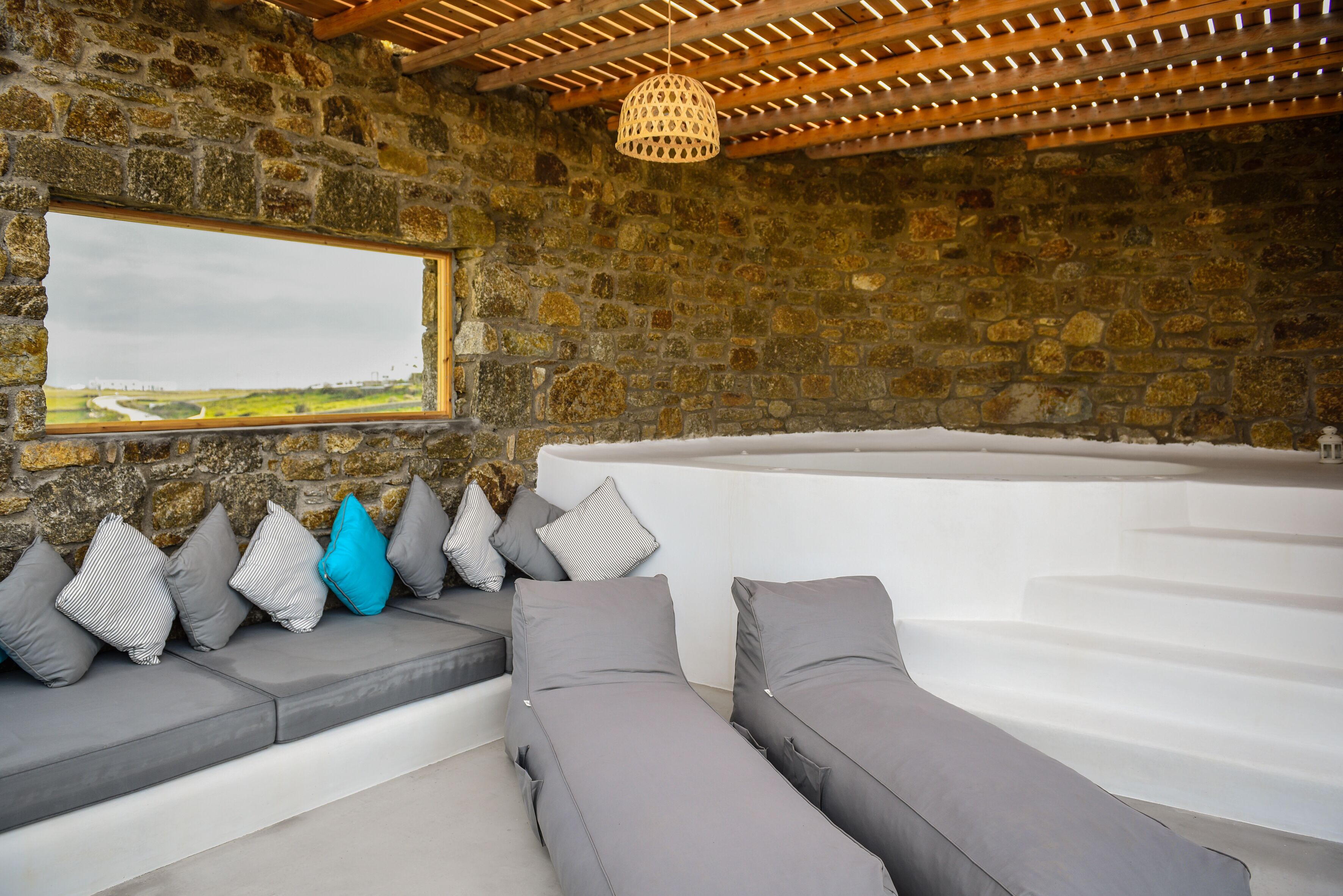 Superior Suite, Jetted Tub, Sea View | Terrace/patio