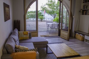 TV, video games, books - The Baron - Evian les Bains (Évian-les-Bains)