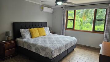 1 habitación y caja de seguridad en la habitación