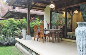 Family Cottage, 2 Bedrooms, Terrace, Valley View | Teres/patio