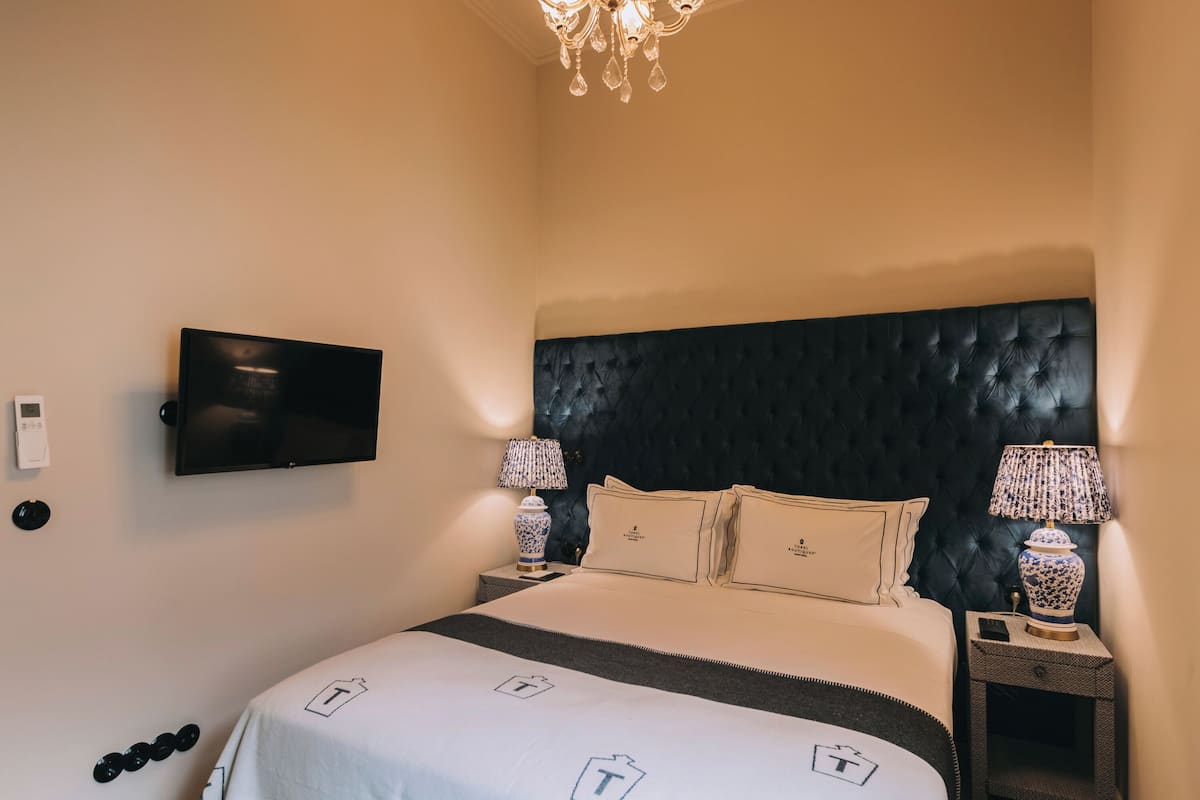 Superior Apartament | Sengetøy av topp kvalitet, minibar og safe på rommet