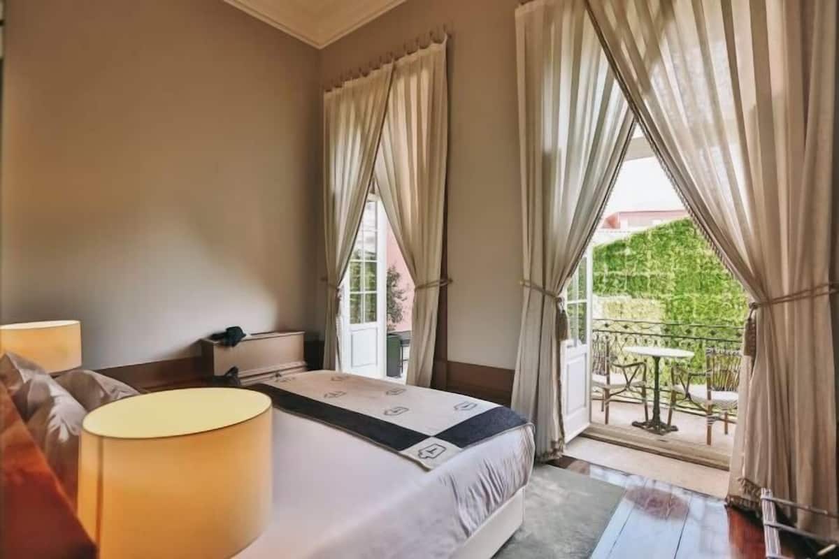 1 Schlafzimmer, hochwertige Bettwaren, Minibar, Zimmersafe
