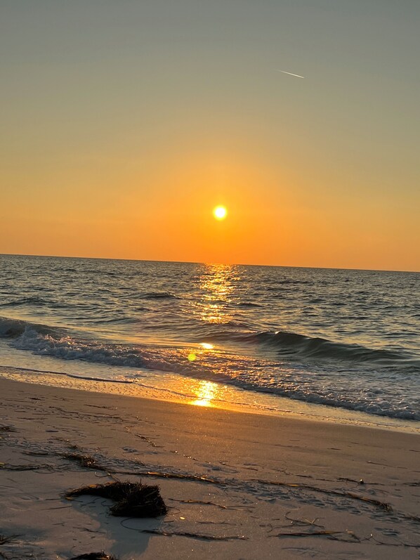 Liegestühle, Strandtücher