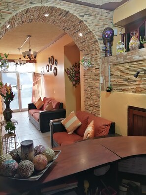 Reception - Hotel Castillo (Santa Rosa Copan)