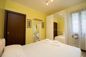 Family Apartment, 1 Bedroom (App. 01) | Individually furnished, bed sheets - Residence Atollo (Manerba del Garda)