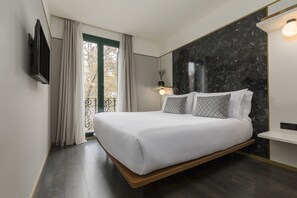 Klassiek appartement, 1 slaapkamer, balkon | Luxe beddengoed, donsdekens, bedden met traagschuimmatrassen