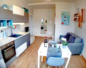 冰箱、烤箱、炉灶、洗碗机