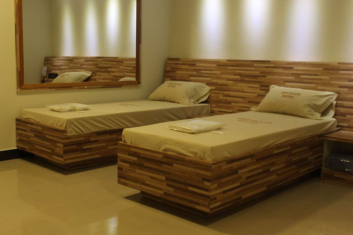 Classic Room, 2 Single Beds | Blackout curtains, iron/ironing board, free WiFi, bed sheets