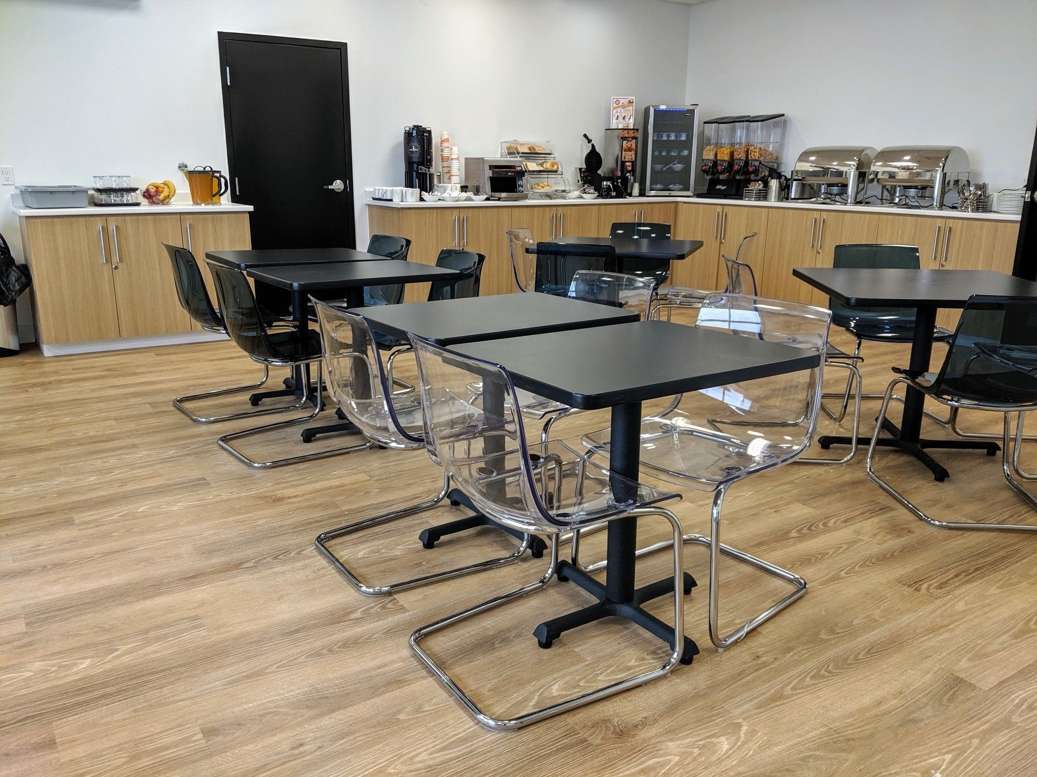 free daily continental breakfast