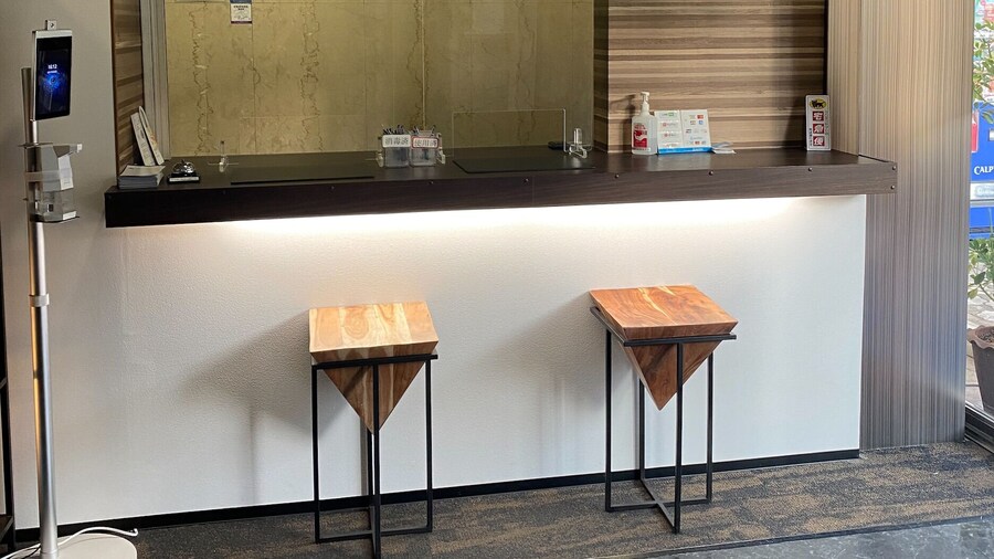 Takatsuki W and M Hotel