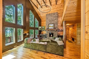 Interior - 5 Acres to Roam | Stocked Game Room + Wet Bar  | Our Place to Paws (Lansing)