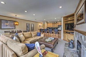 TV, fireplace, computer monitors - Spacious Vail Condo: Steps From Eagle Bahn Gondola (Vail)