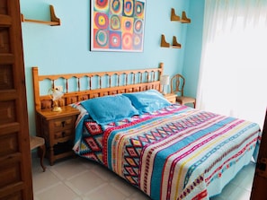 2 chambres, fer et planche à repasser, Wi-Fi, literie fournie