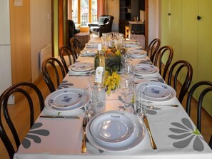Dining - Peer Gynt by Interhome (Nendaz)