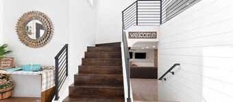 Gran casa de campo moderna con terraza en la azotea!