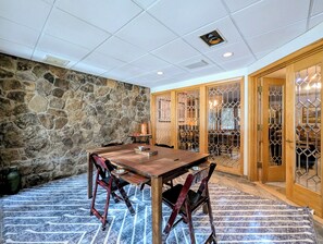Dining - Mountain Summer Getaway w/Peaceful Patio (Keystone)