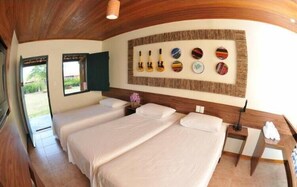 三人房 | 迷你吧、熨斗/熨板、免费婴儿床、免费 WiFi